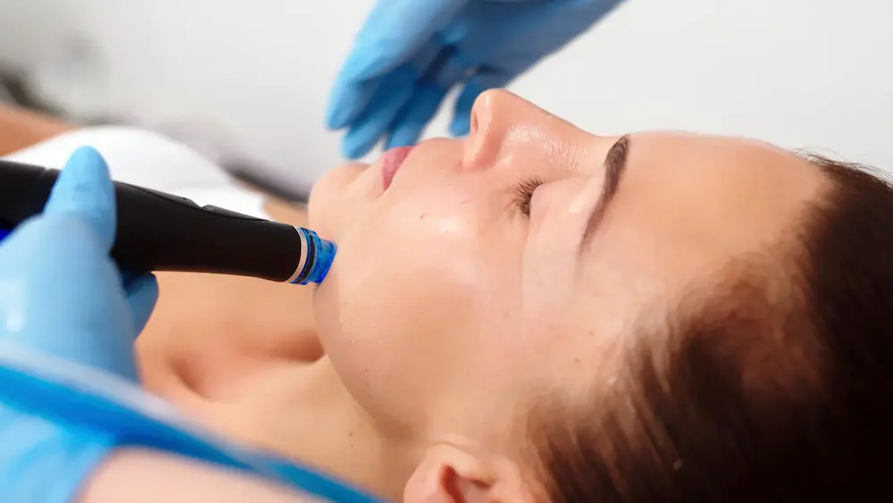 Insta Glow Hydrafacial Procedure